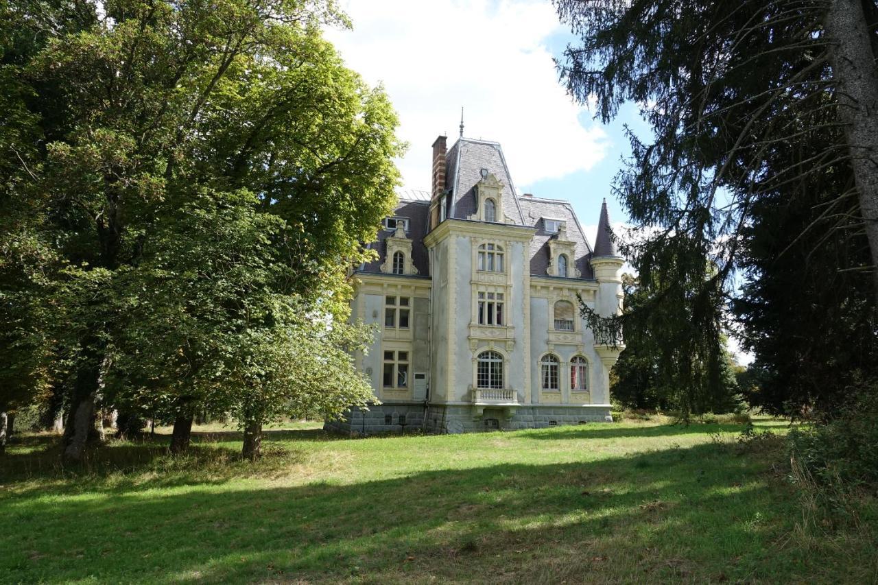 Bed and Breakfast Chateau De Chazelpaud Saint-Bard Exterior foto